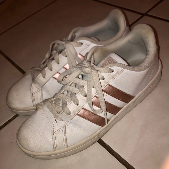 Adidas Shoes - Picture 1 of 1